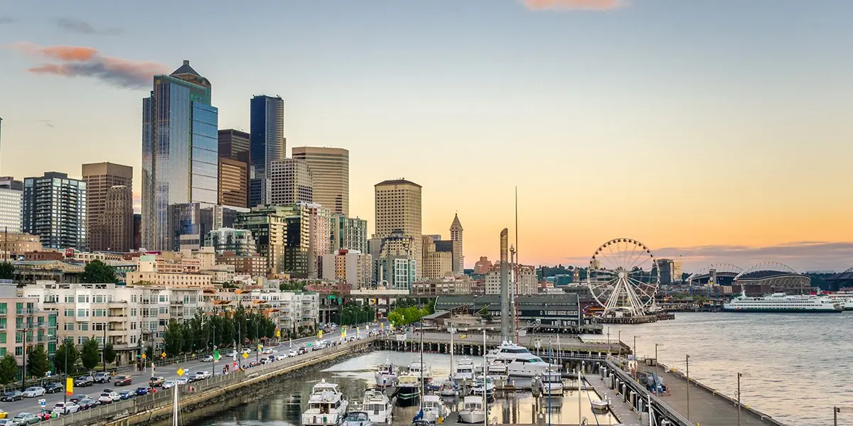 One Lakefront - Boat, City