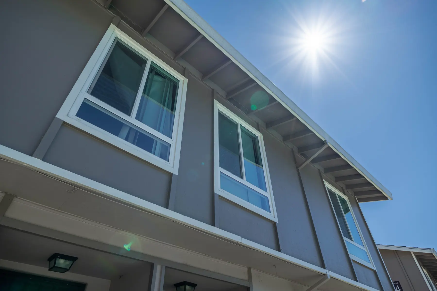 Creekside Oaks - Building, Window
