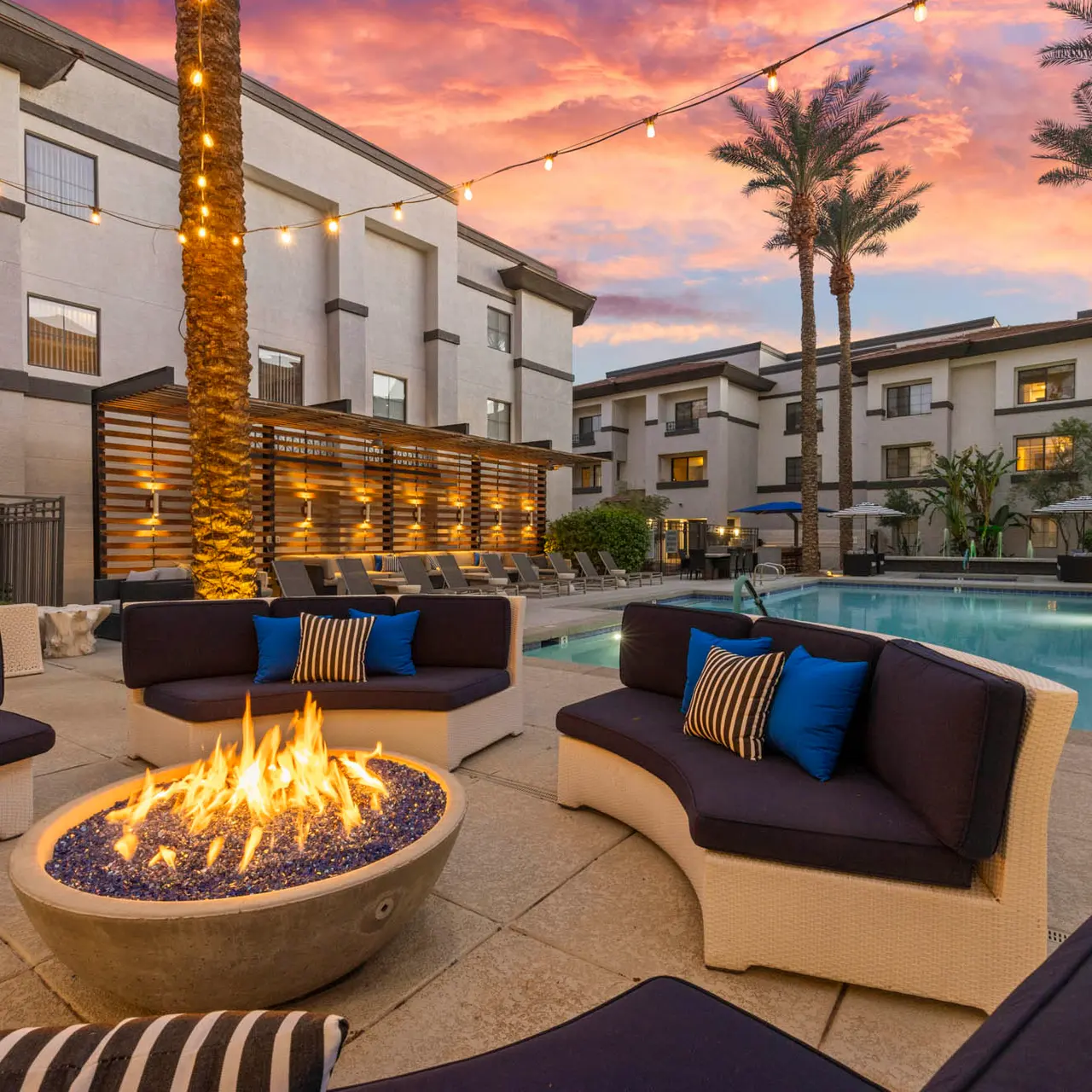 Inspiration - Couch, Furniture, Building