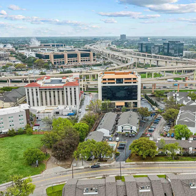 Winding Way - Building, Cityscape, Urban