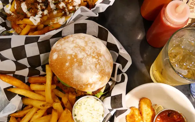 Vantage - Food, Burger, Fries