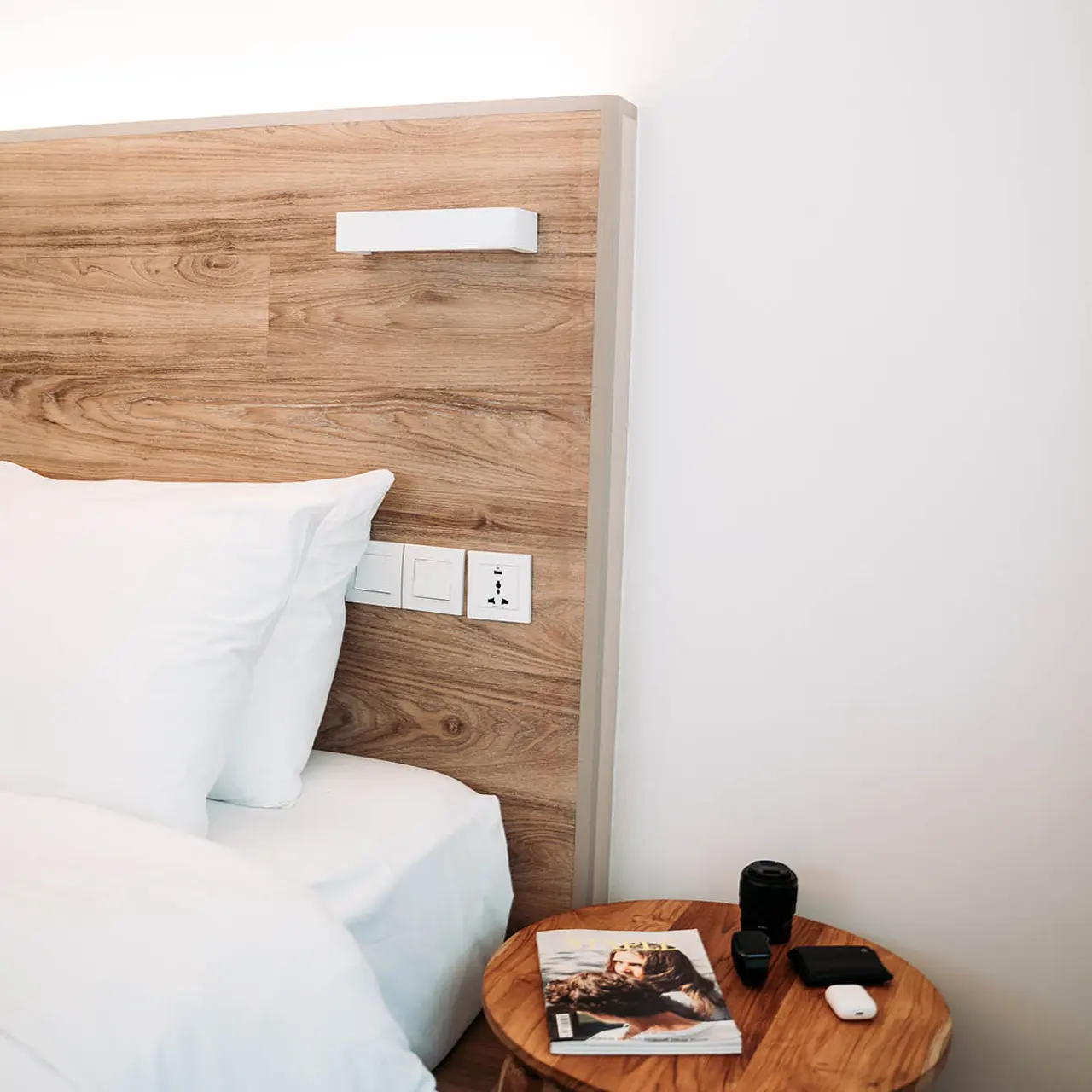 Riverway Apartment - Furniture, Cushion, Bedroom
