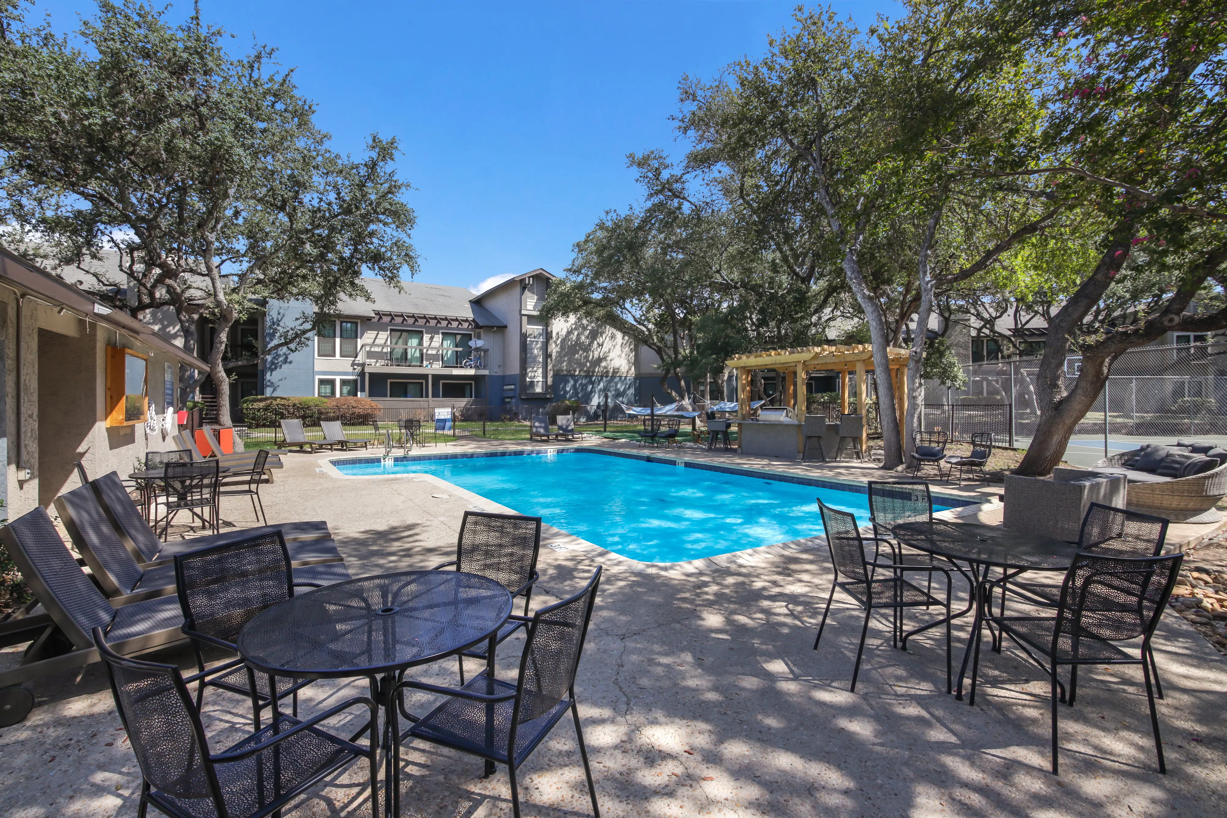 Seville - Outdoors, Scenery, Backyard