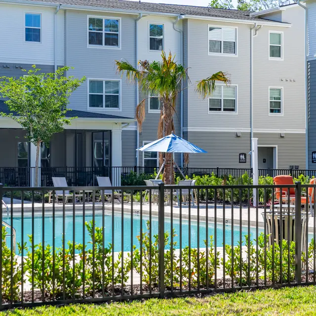 Rochester Park - City, Neighborhood, Condo