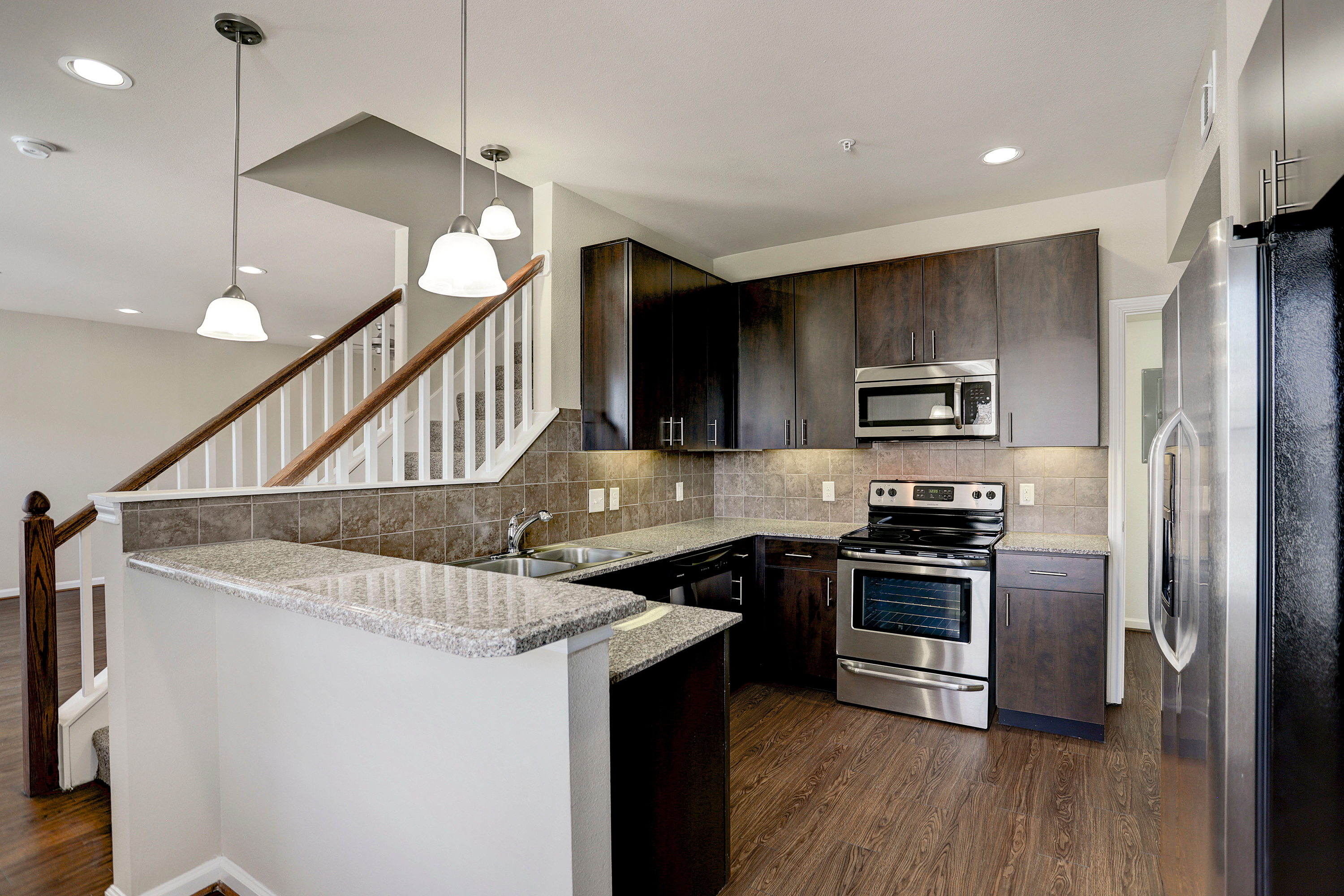 West Lake Park Apartments West Lake Park Apartments - Room, Wood