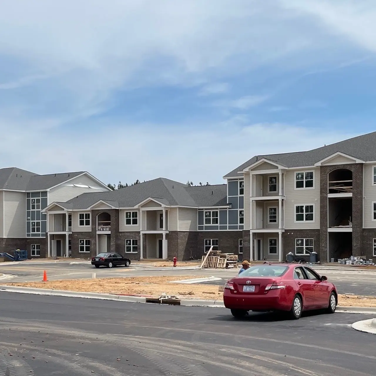 Rock Quarry Landing - Suburb, Car, Person