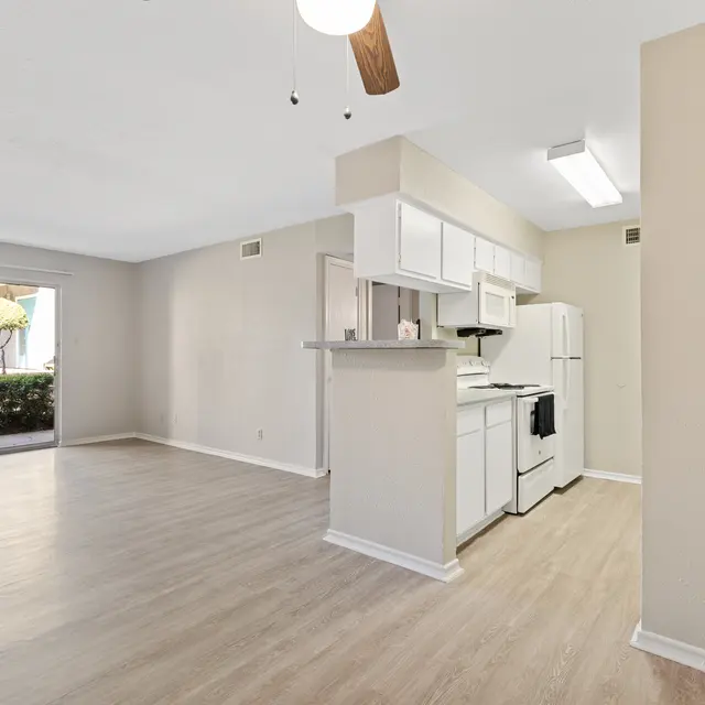 AlexP Oak Meadows E713-3.jpg