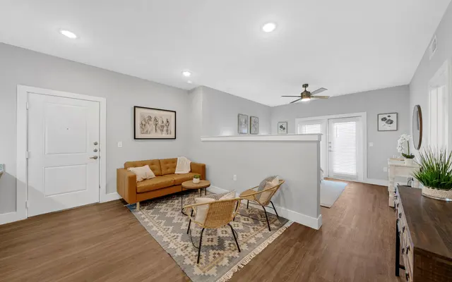 Orchard Grove Orchard Grove - Home Decor, Corner, Indoors