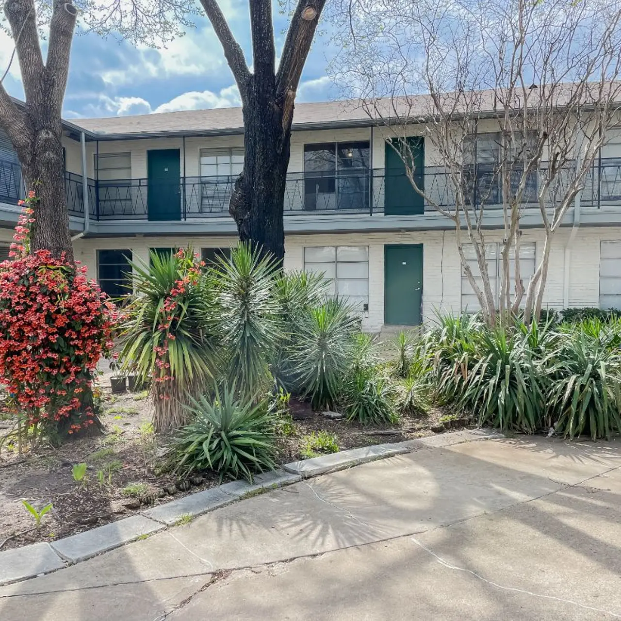 Swope & Mangold Swope & Mangold at Bishop Ridge - City, Urban, Building