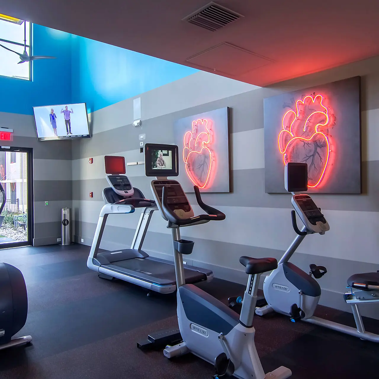 Bowman Pointe Fitness Center The 24-Hour Fitness Center at Bowman Pointe Apartments in Little Rock, Arkansas, features PRECOR exercise equipment like stationary bicycles, treadmills, and ellipticals.