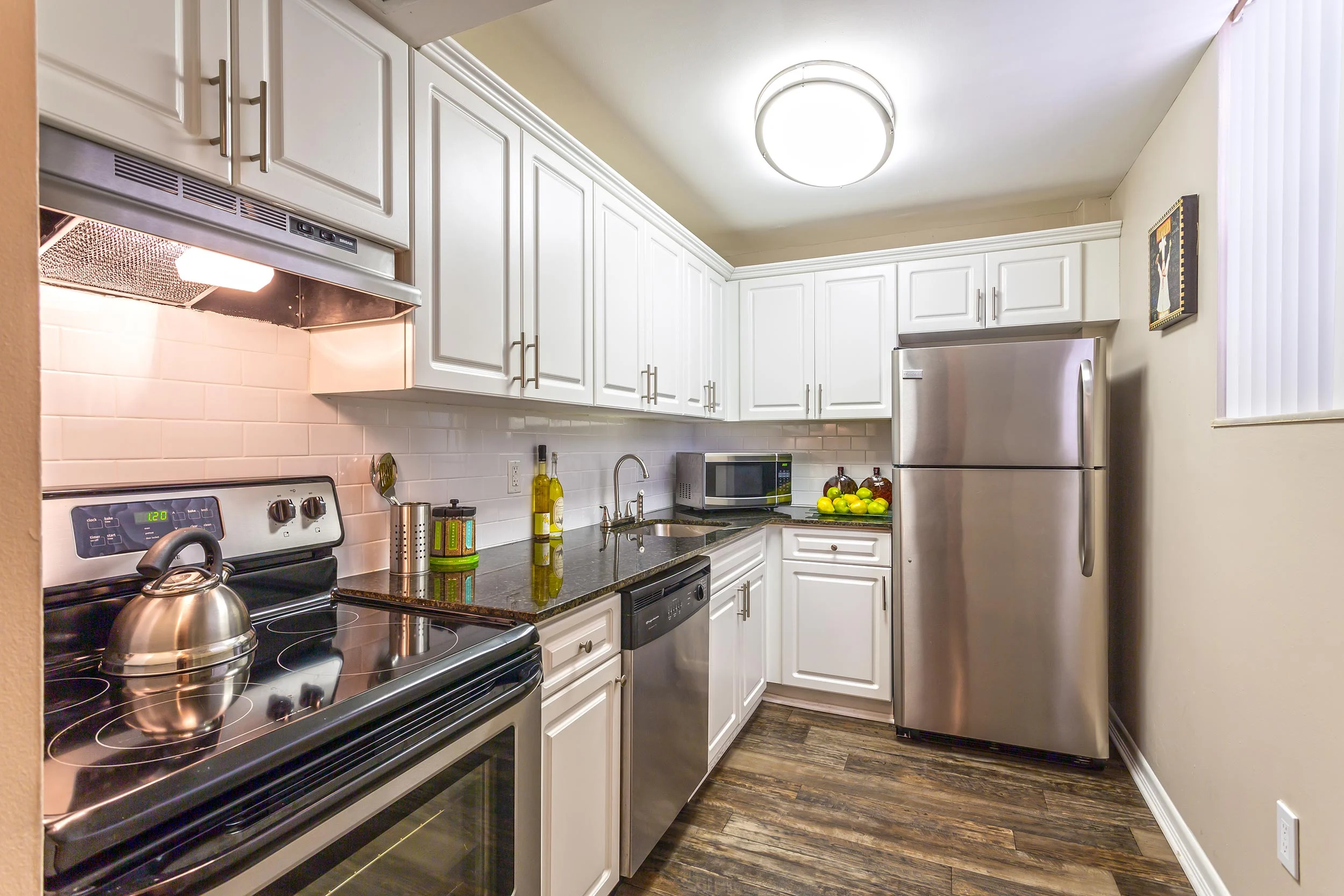 Biscayne - Kitchen Area