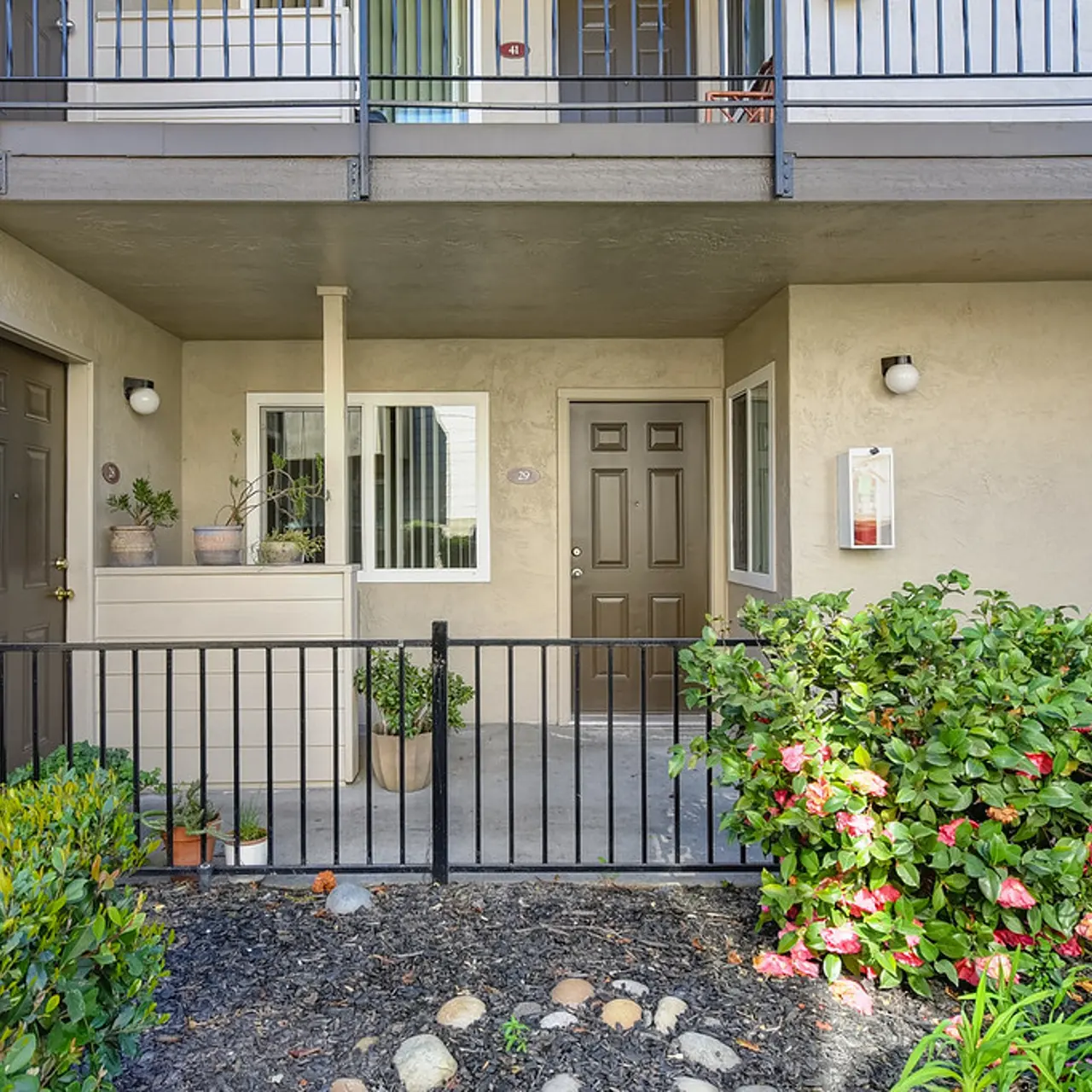 Lincoln Village West