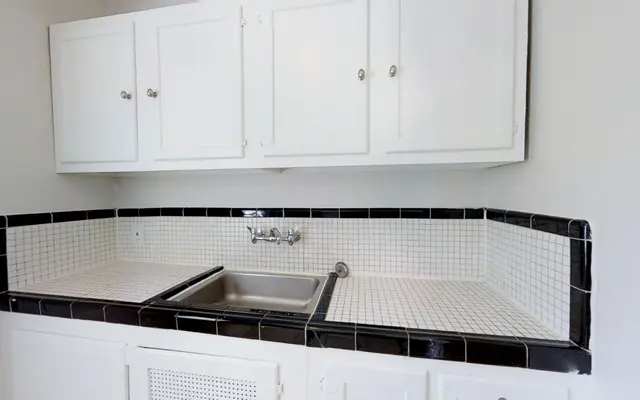 Marquita Court Apartments - Room