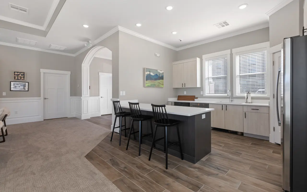 Station at Park Meadows - Indoors, Interior Design, Floor