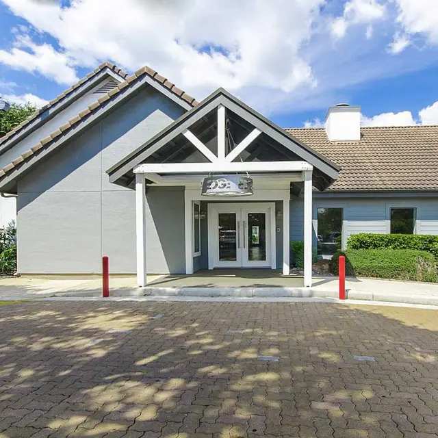 Edge Studios leasing office entrance exterior