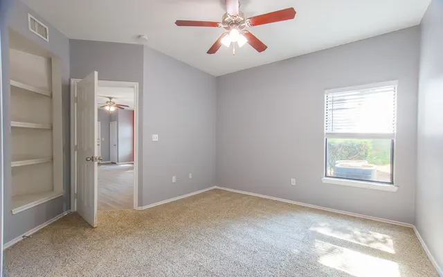 High Meadow Apartments - Floor, Corner
