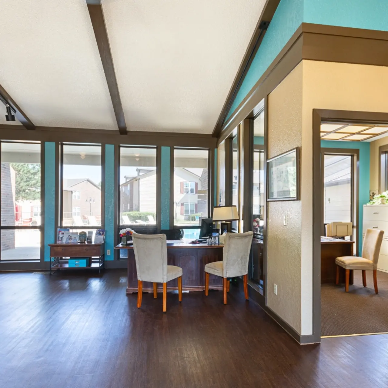 Woodrun Village Woodrun Village - Wood, Chair, Floor