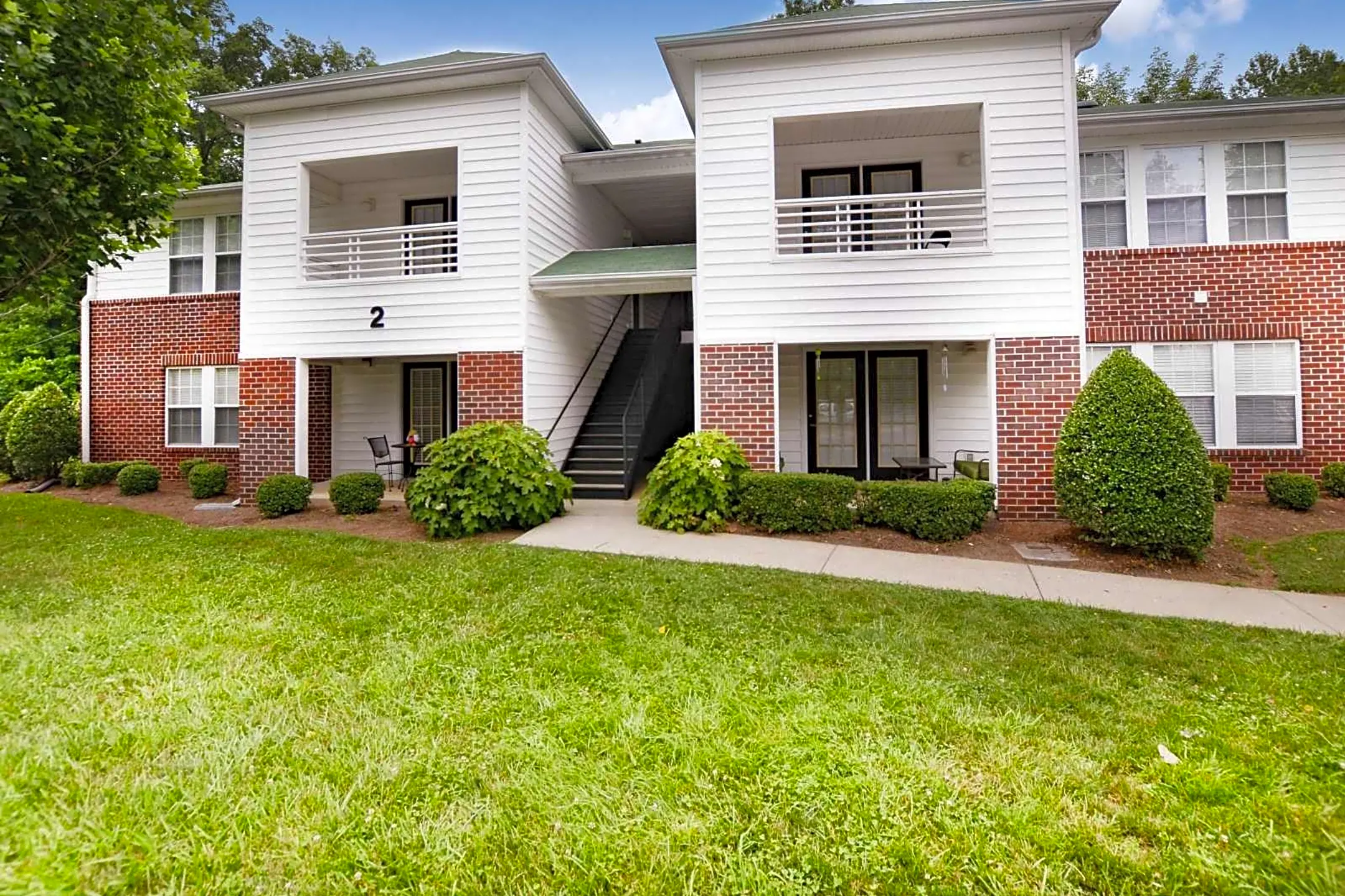 East Forest Park - Grass, Lawn, City