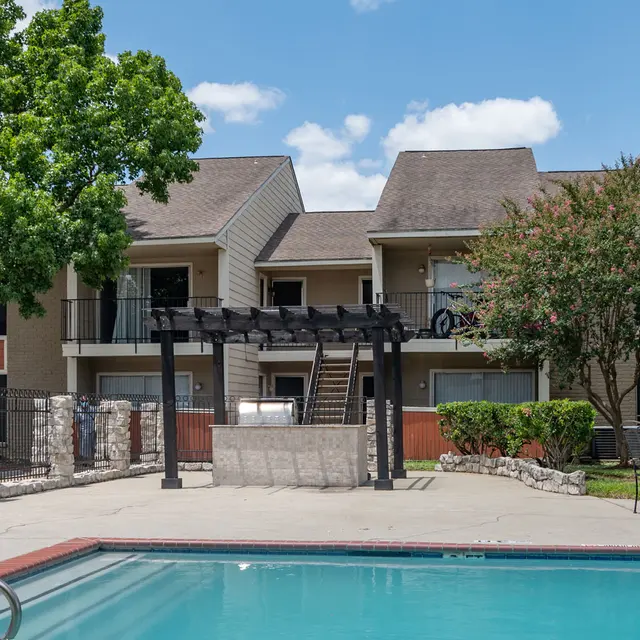 La Solera - Neighborhood, City, Pool