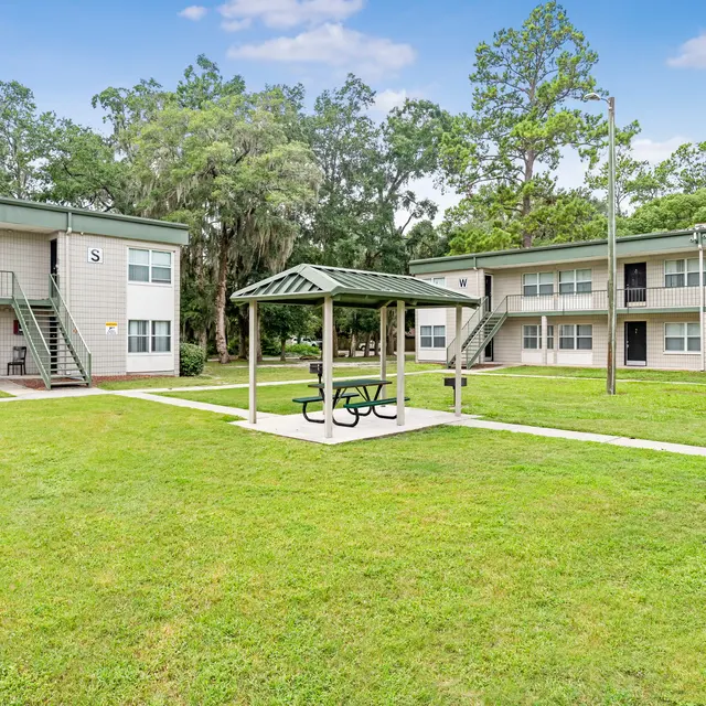 Oakview PROPERTY 4.jpg