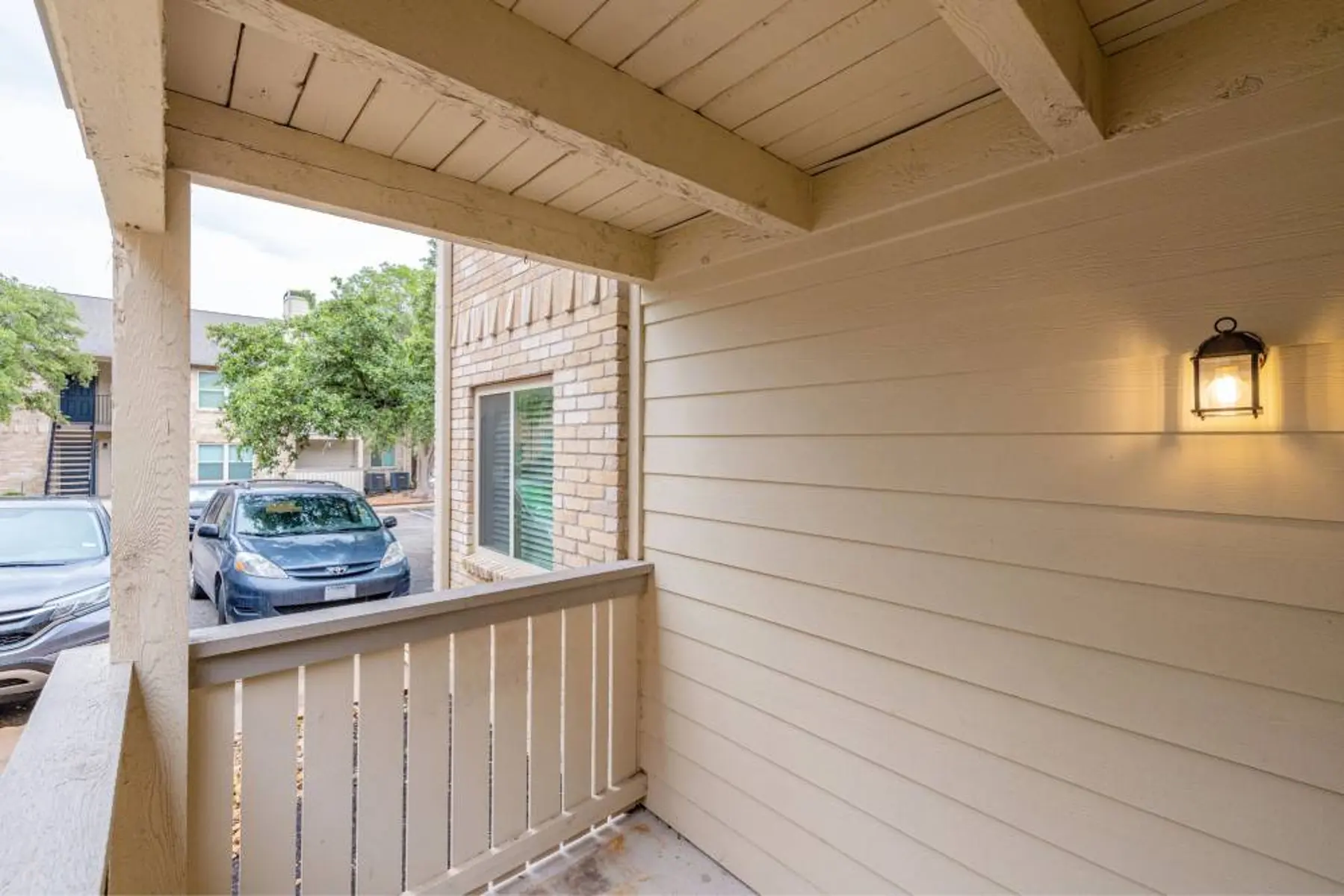 p2527061_Bridge_at_Bent_Tree_One_Bed_One_Bath14_2_FloorPlan.jpg