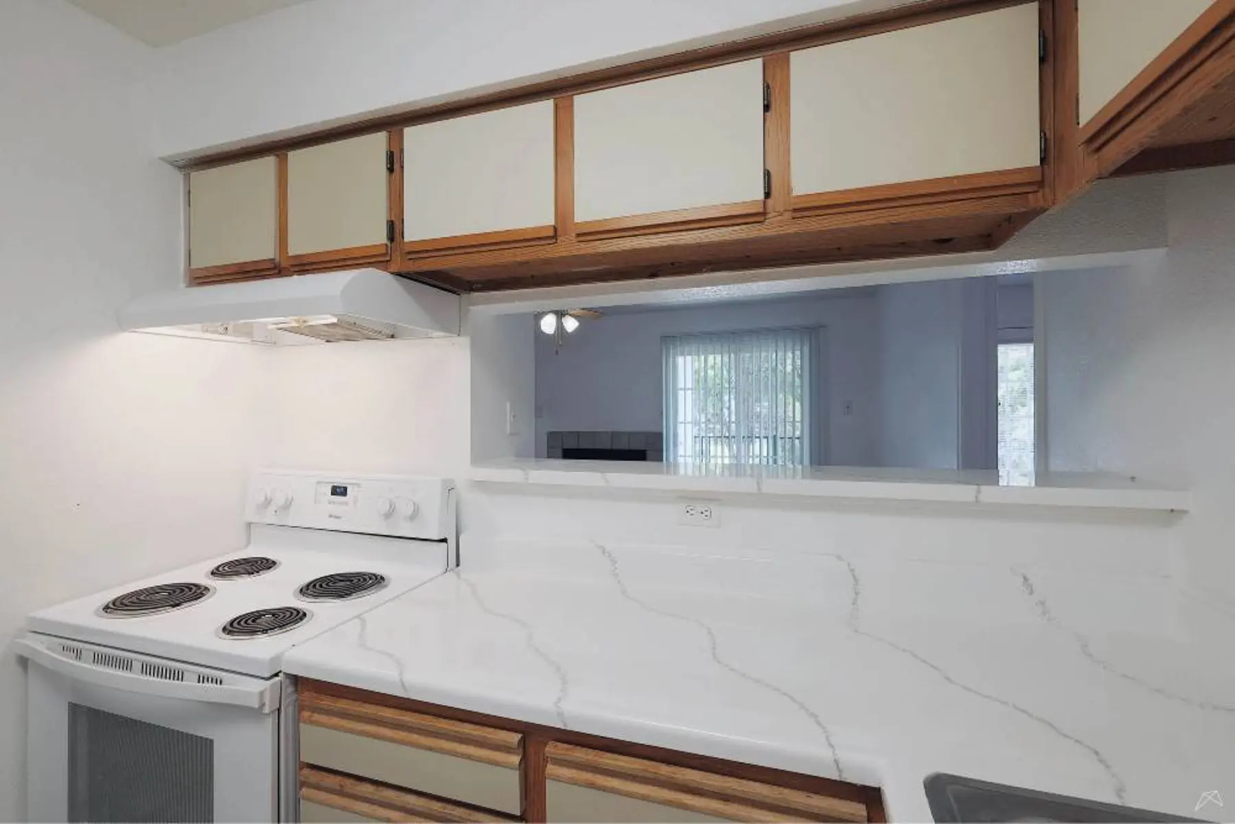 p2527064_Lexington_Hills_2bed_2bath_A_8_2_FloorPlan.jpg