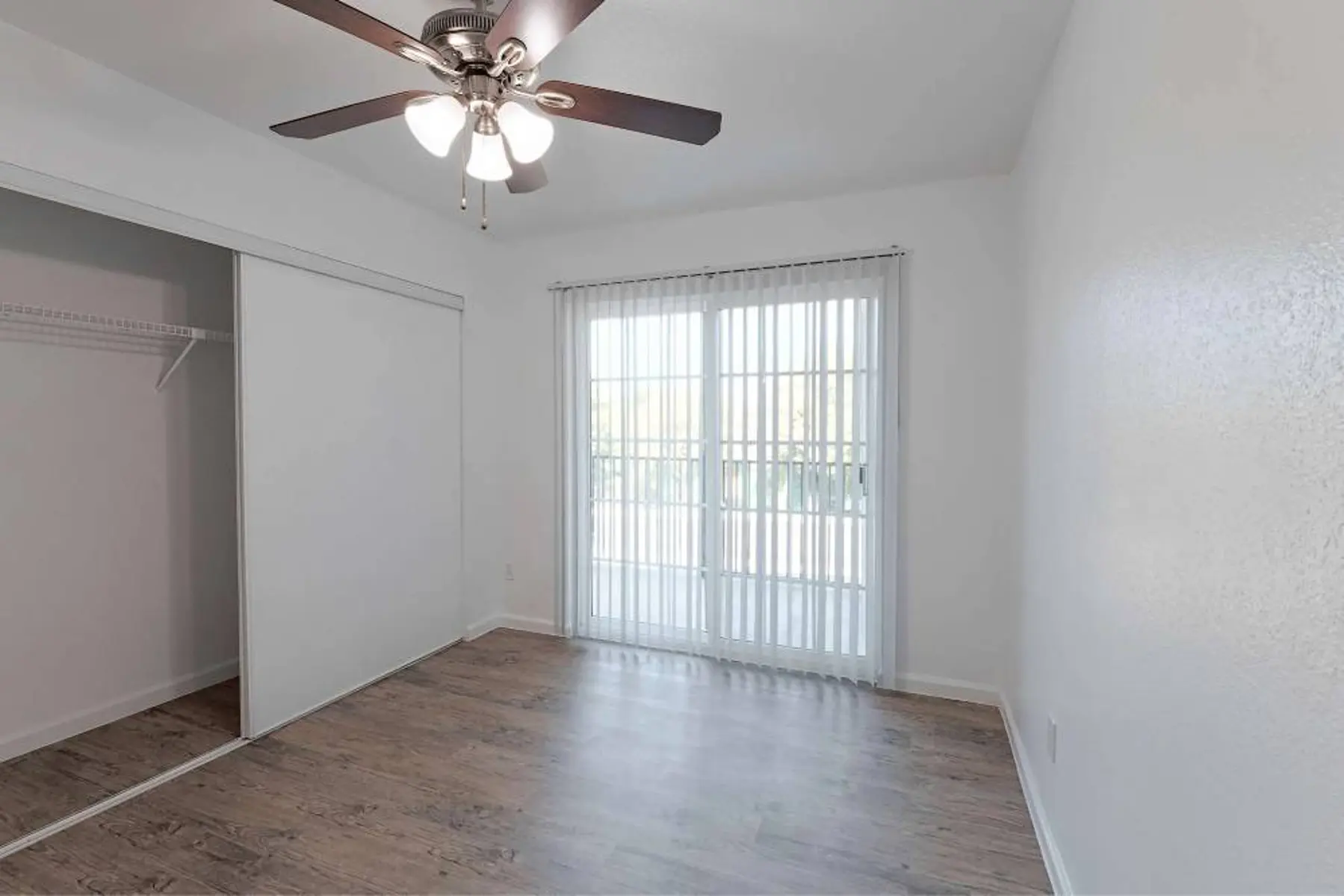 p2527064_Lexington_Hills_2bed_1bath_A_11_2_FloorPlan.jpg