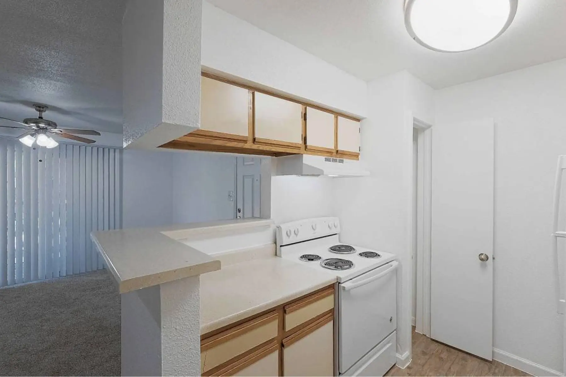 p2527064_Lexington_Hills_1bed_1bath_A_8_2_FloorPlan.jpg