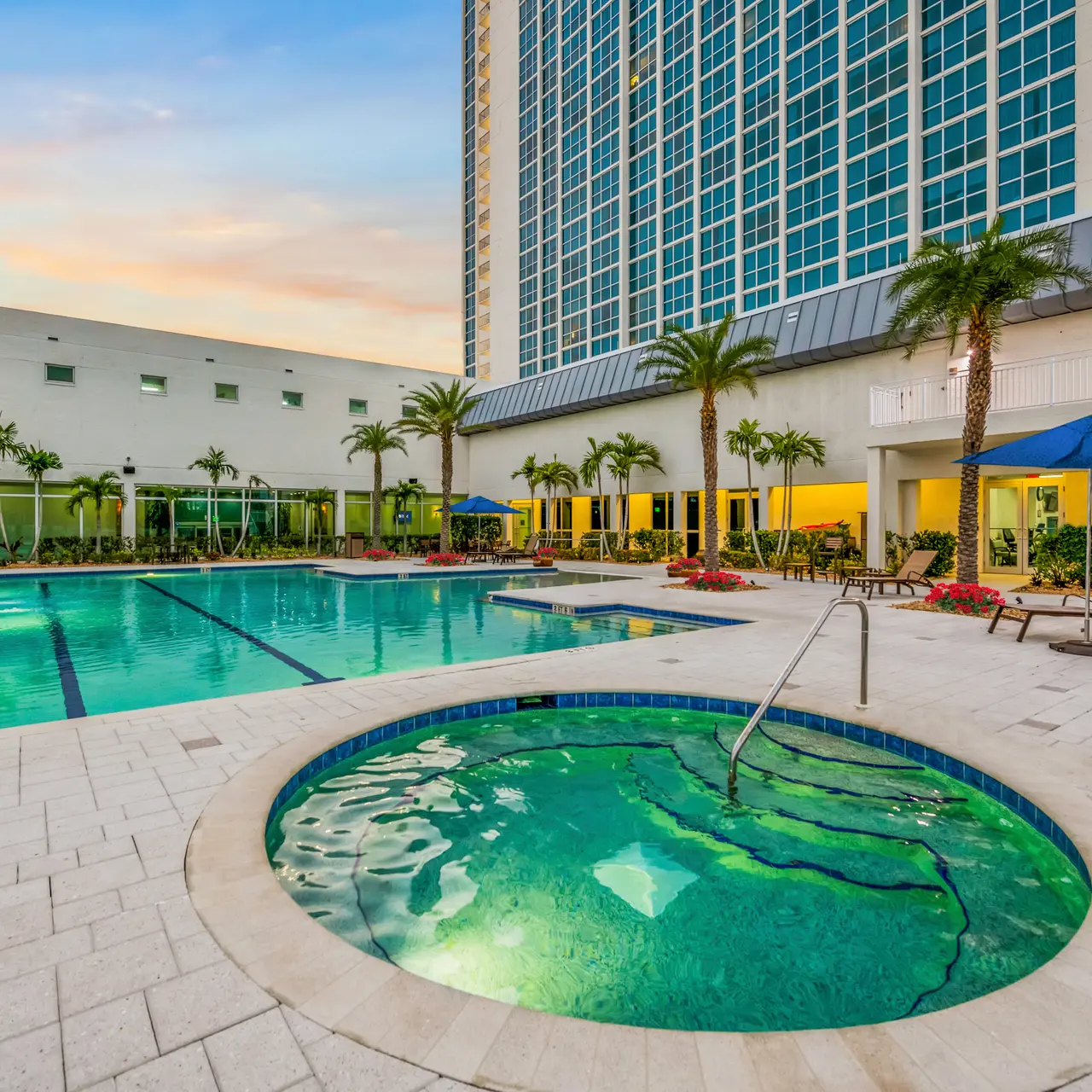 6- Edison Grand, Fort Myers, FL 33901.jpg