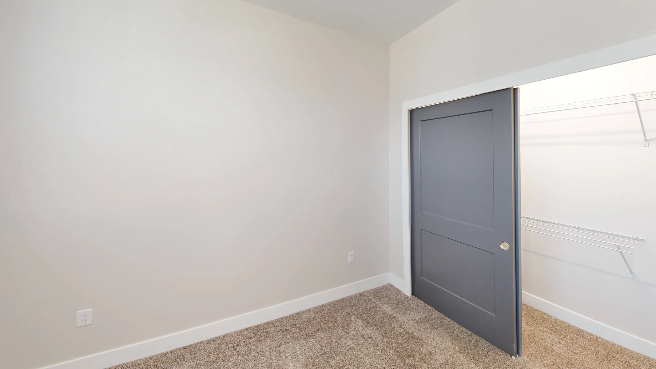 PVSH Larkspur Closet.jpg