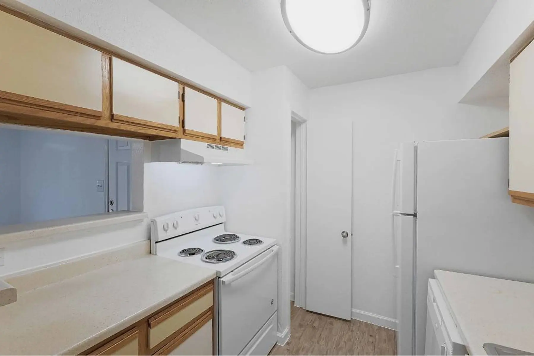 p2527064_Lexington_Hills_1bed_1bath_A_7_2_FloorPlan.jpg