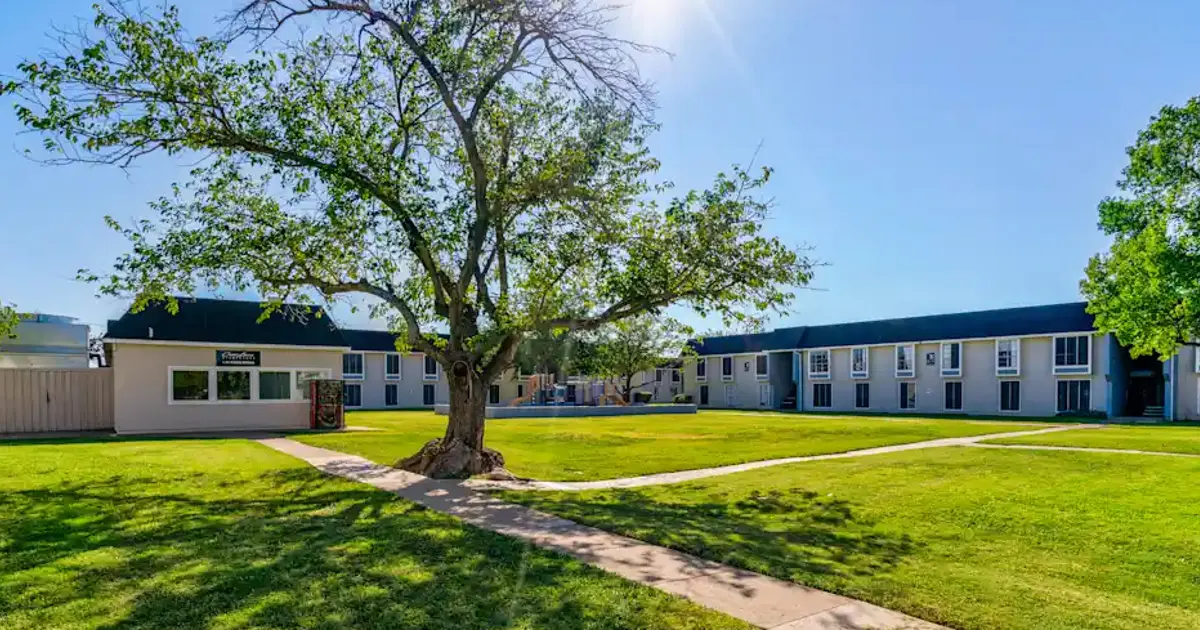 Casa Luna Apartments