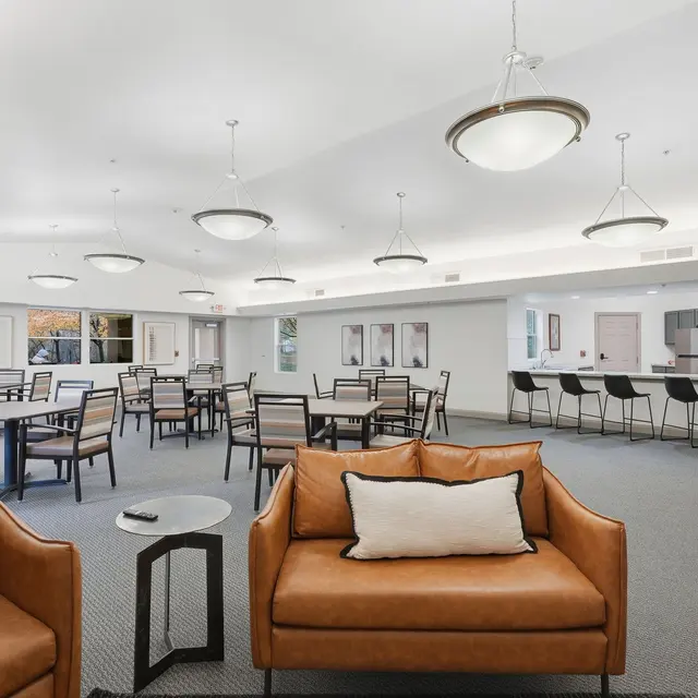 013_ListerPros (2).jpg 013_ListerPros (2).jpg