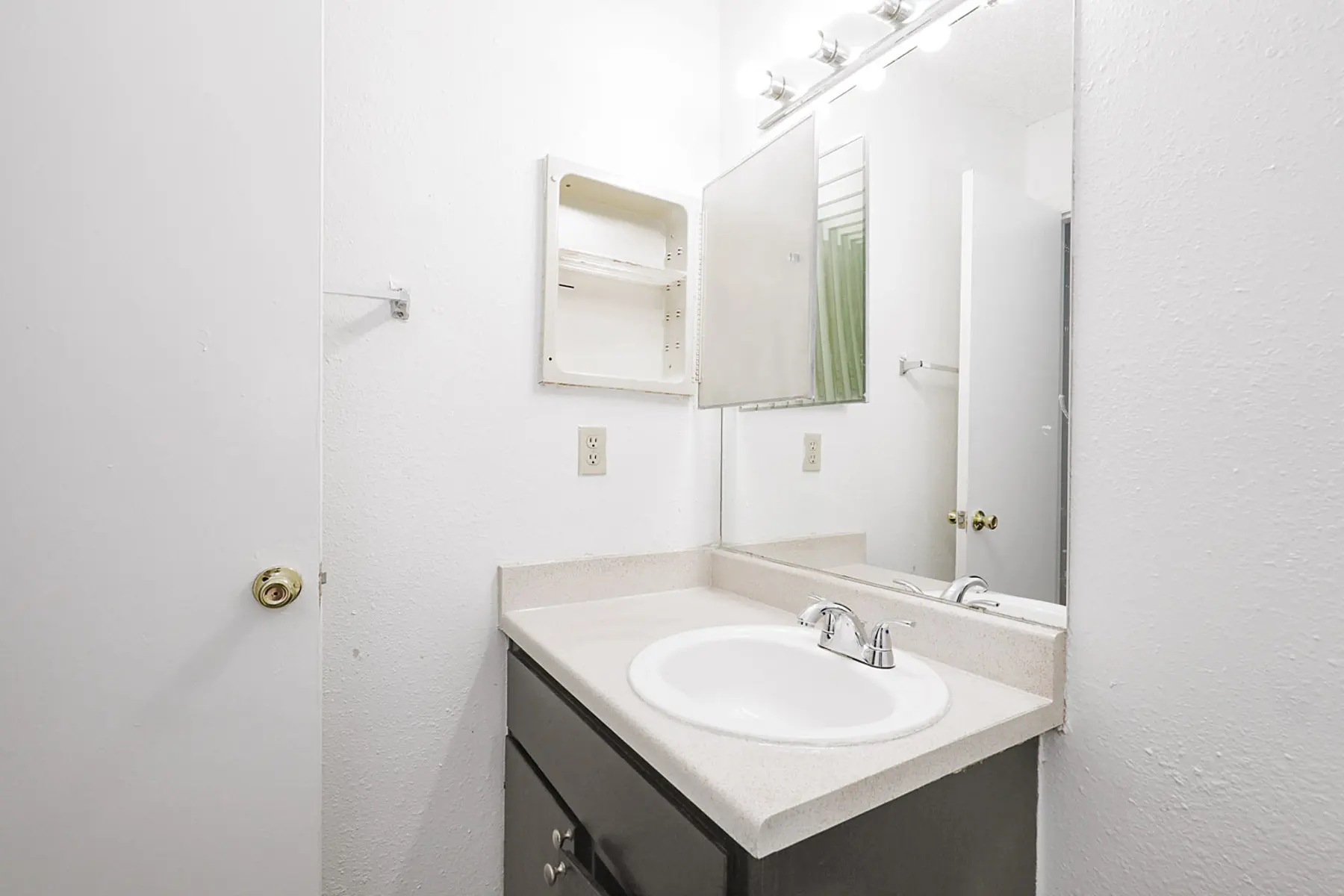 dbd0dd29-2a06-48ca-9434-e62d42f7313f.jpg dbd0dd29-2a06-48ca-9434-e62d42f7313f.jpg