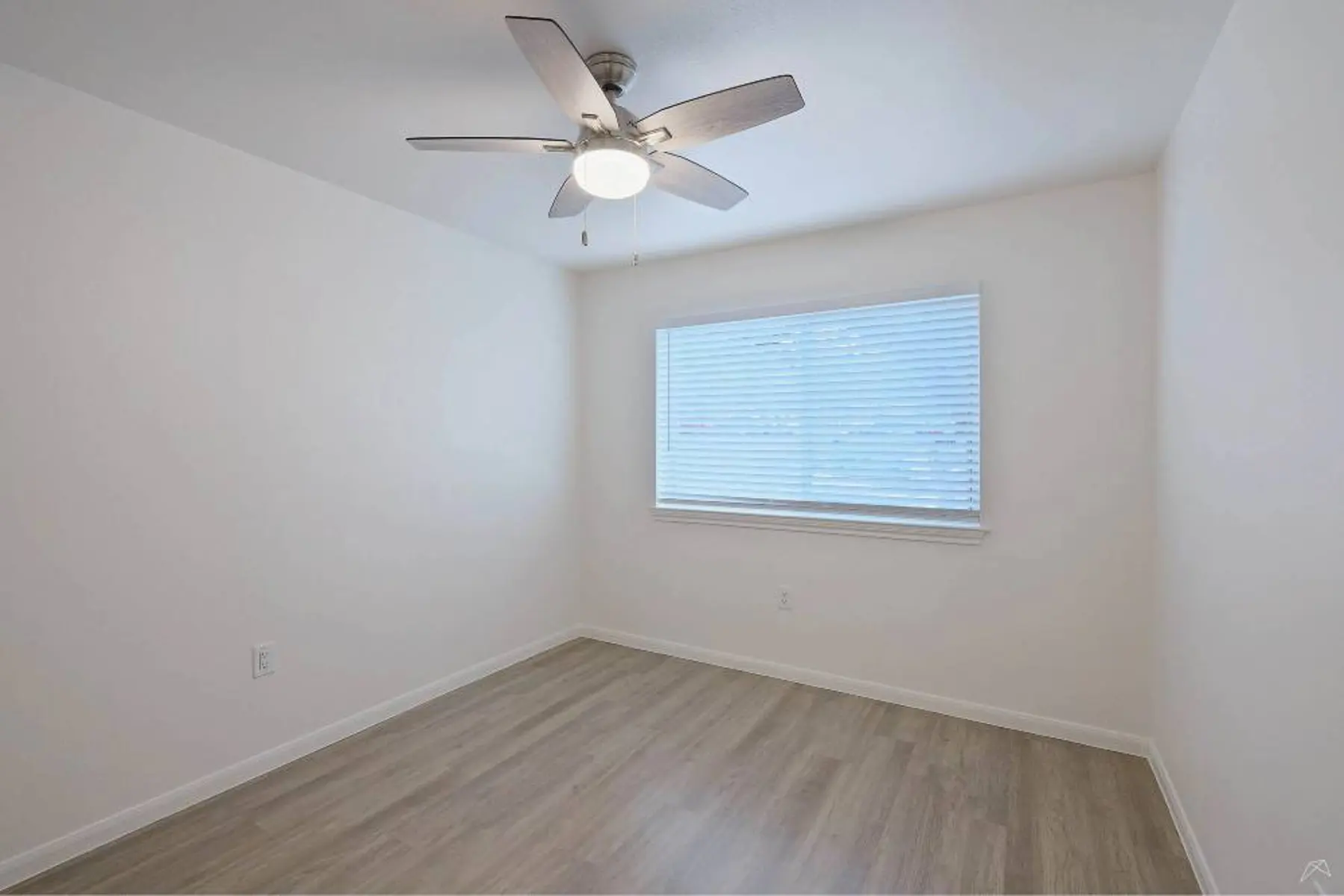 p2527061_Bridge_at_Bent_Tree_Two_Bed_Two_Bath14_2_FloorPlan.jpg