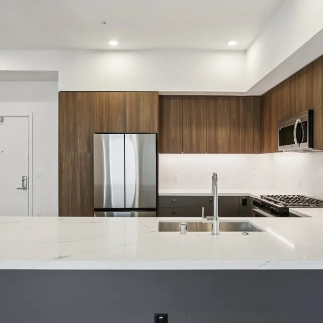 8-web-or-mls-300 Pacific Ave unit 806-S1501-008.jpg