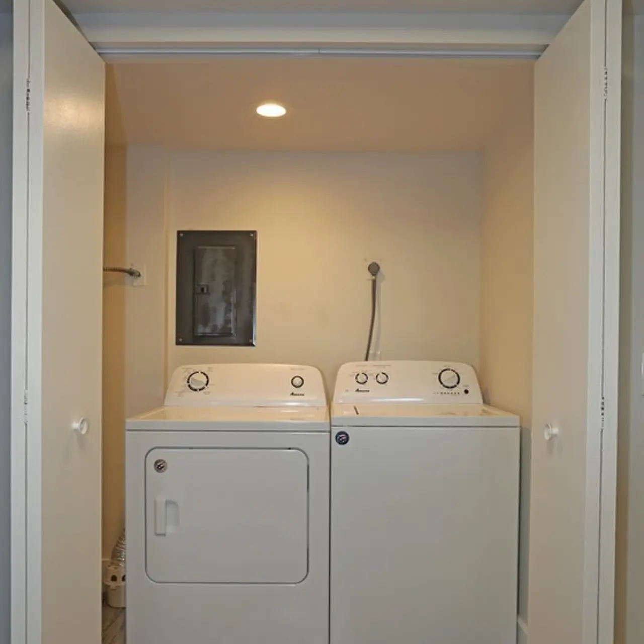 8- Lakeshore Club, Winter Haven, FL 33880.jpg