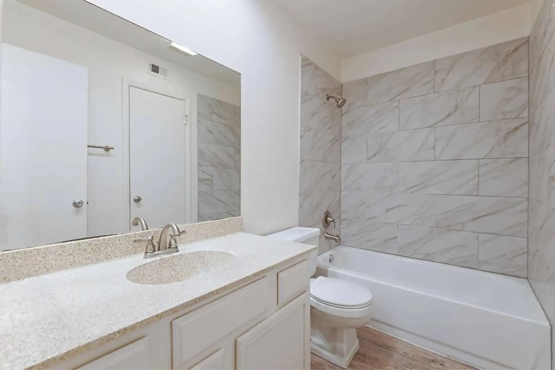p2527061_Bridge_at_Bent_Tree_Two_Bed_One_Bath9_2_FloorPlan.jpg