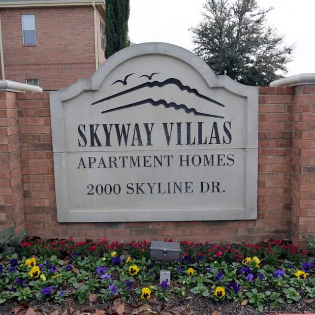 Skyway Villas