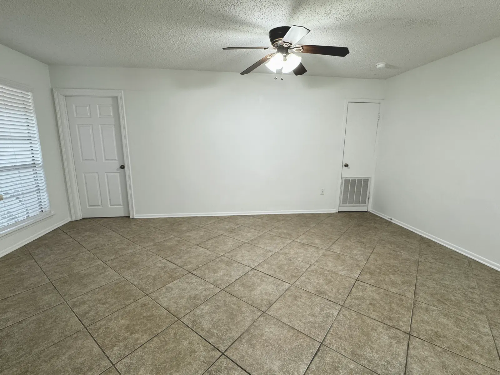 Living room, Empty room, Interior